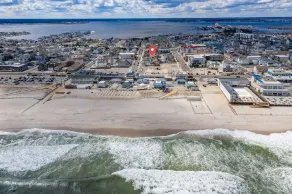 \"Experience the Ultimate Beach Getaway at our Jersey Shore Rental!\" - Image 5