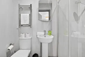 Cosy Flat in City Centre - Image 4