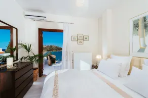 Agios Nikolaos Beach Villas - Image 5