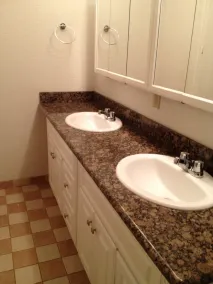 Foresthill Getaway is located in town and close to many wedding sites. - Image 3