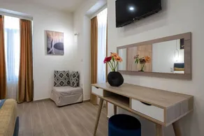 Superior Apartment Kalamata - Image 4