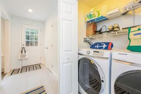 Moon Compass Escape – Spacious Cape Cod Retreat - Image 4