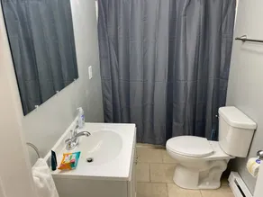 1 bedroom with office or 2nd bedroom - Image 3