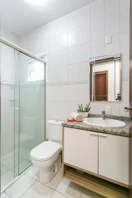 Bright apartment of 75 m2, 2 bedrooms, 50 m beach and sea views - Image 3