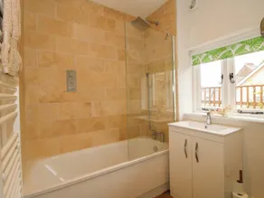 41 High Street - Image 5