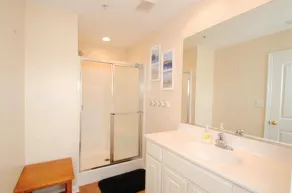 Captains View Villa - Spacious 3-level townhome two blocks from the boardwalk - Image 2