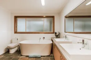 Olinda Rise Retreat House - Fire Nature & Amazing Views - Image 3