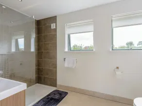Westway - Colwell Bay - Image 5