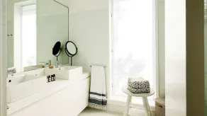 Pacific Blue by Contemporary Hotels - Image 2