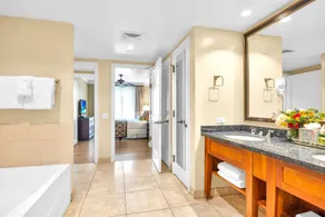 Honua Kai Resort And Spa By Maui Resort Rentals - Image 3