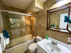 2BR Just steps away from the beach and pool and 5 min. drive to Red Hook! - Image 3