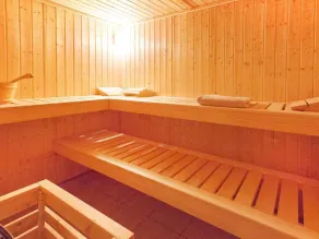 Yta: ca 160 m² Vardagsrum med soffa, vedspis. 3 sovrum med dubbelsäng - Image 3