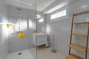 Ruhiges Ferienhaus mit Pool in Saint-André-de-Double - Image 4