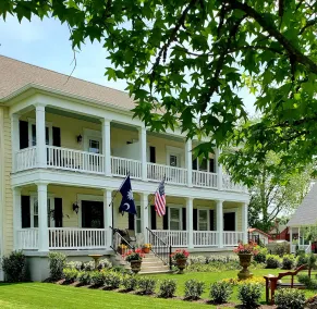 King Charles Suite, No added fees or cleaning charges. - Image 4