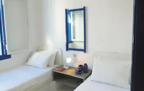 3 Bedroom Awesome Apartment In Panormos - Image 4