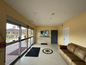 Budget Host Inn Stafford - Houston - Image 5
