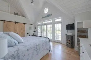 Spacious Coastal New Seabury Home - Kayak Launch Across Street!  Walk to Beach - Image 5
