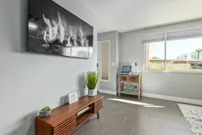 Modern Old Town Scottsdale Townhome - Image 2