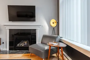 Seattle's Mid-Century Belltown Penthouse w/Parking spot   - Image 3