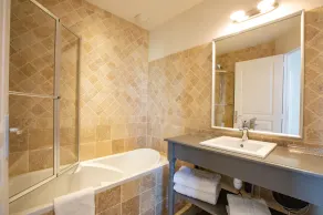 7 ensuite bedrooms with AC - Village castle**** - Fitness, sauna & XL pool - Image 4