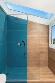 Heated pool & Sauna - Image 5