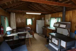Cabin 3 at Sportsman’s Lodge, Rustic Cabin 3 at Sportsman's Lodge - Image 3