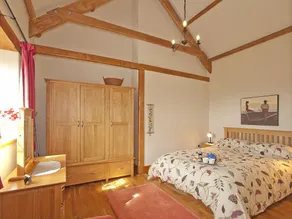 1 bedroom accommodation in Okehampton - Image 4