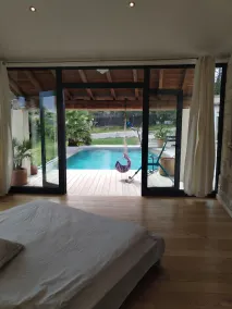 VILLA SPAZIOSA RISTRUTTURATA MOLTO ACCOGLIENTE DI PIENO PIENO IN UN PARCO SPORTIVO CON PISCINA - Image 5