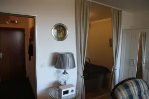 Apartment in Kurpark—beautiful, quiet, and right in the center— - Image 4