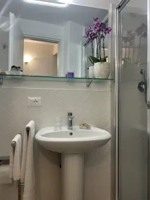 Lägenhet med stor terrass med panoramautsikt - Image 3