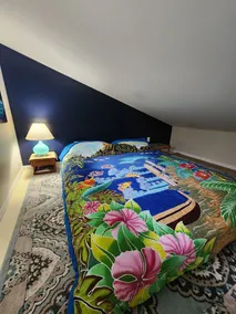 Cozy Rainforest Retreat with Private Hot Tub, 5 mins to Volcanoes Natl Park - Image 5