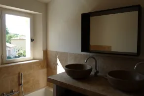 Superb moderne Villa genießen einen herrlichen Blick auf den Luberon. - Image 2