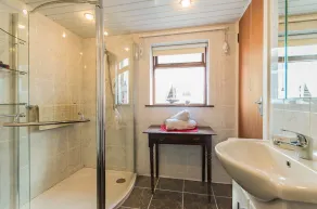 Large house with adjoining cottage close to Waterville - Image 3