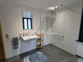 4-star cottage with sauna and terraces for 14 guests - Image 4