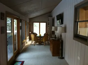 Votre aventure vous attend!  Vues à couper le souffle et accès privé à la rivière! - Image 5