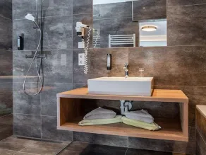 Standard Double Room - Pehab Hotel - Image 4