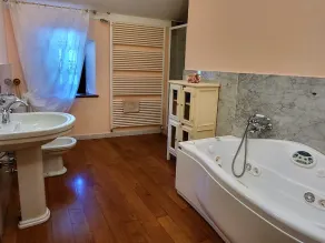 Cabaña,piscina privada, hermosas vistas a la montaña,WIFI. - Image 3