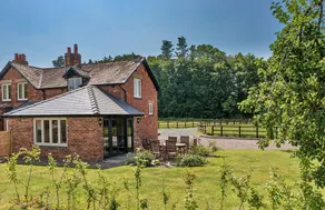 Finest Retreats - Fox and Hare - Image 4