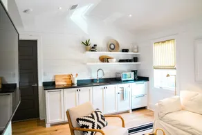 Brand New Custom California Vibe Carriage House à Seagrove - Image 5