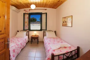 Traditional Villa with Private Pool, Lovely Sea Views, Rural location, A/C, BBQ - Image 4