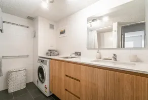 Sleek, modern and comfortable, this is a beautifully appointed apartment. - Image 2
