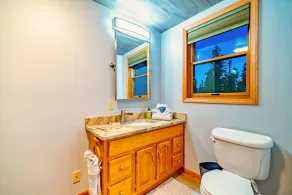 The Getaway You Didn't Know You Needed · CO Cabin - Image 4