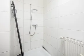 Spacious 2 BR Apartment Hamburg - Image 4
