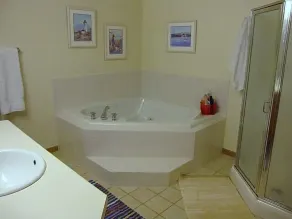 Bedste Waterview Of Egg Harbor - Smuk, fuldt udnævnt Ground Level Condo - Image 2