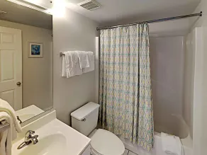 Royal Palms by Bender Vacation Rentals - Image 5