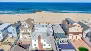 Beautiful condo steps away from the beach in Manasquan - Image 3
