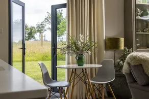 Luxurious romantic retreat for two, one bedroom with en-suite bathroom - enquire now! - Image 5
