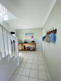 Absolute beachfront holiday home with private heated pool - Image 2