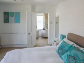 2 værelses bolig i Gorran Haven - Image 2
