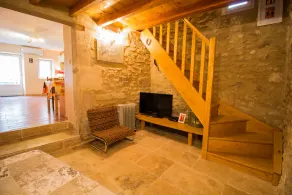 House of 70 m², air-conditioned with parking in the historic center of Saint Rémy - Image 2
